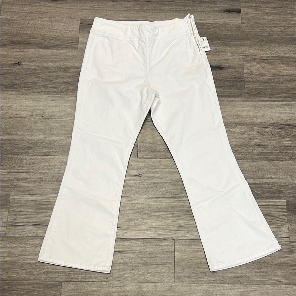 Free People In My Feelings White Cropped Slim Flare Jeans M